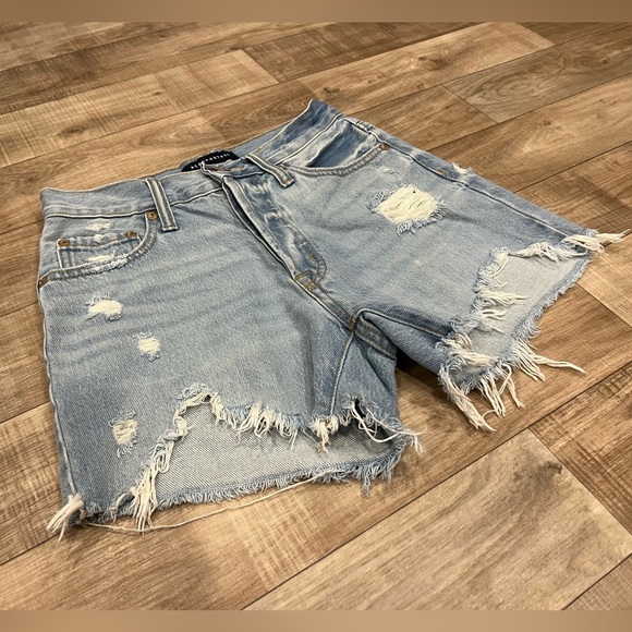Aeropostale 90’s High Rise Cut-Off Distressed Jean Shorts Size 00 - Picture 2 of 8